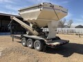  Unverferth 3750 Seed Tender
