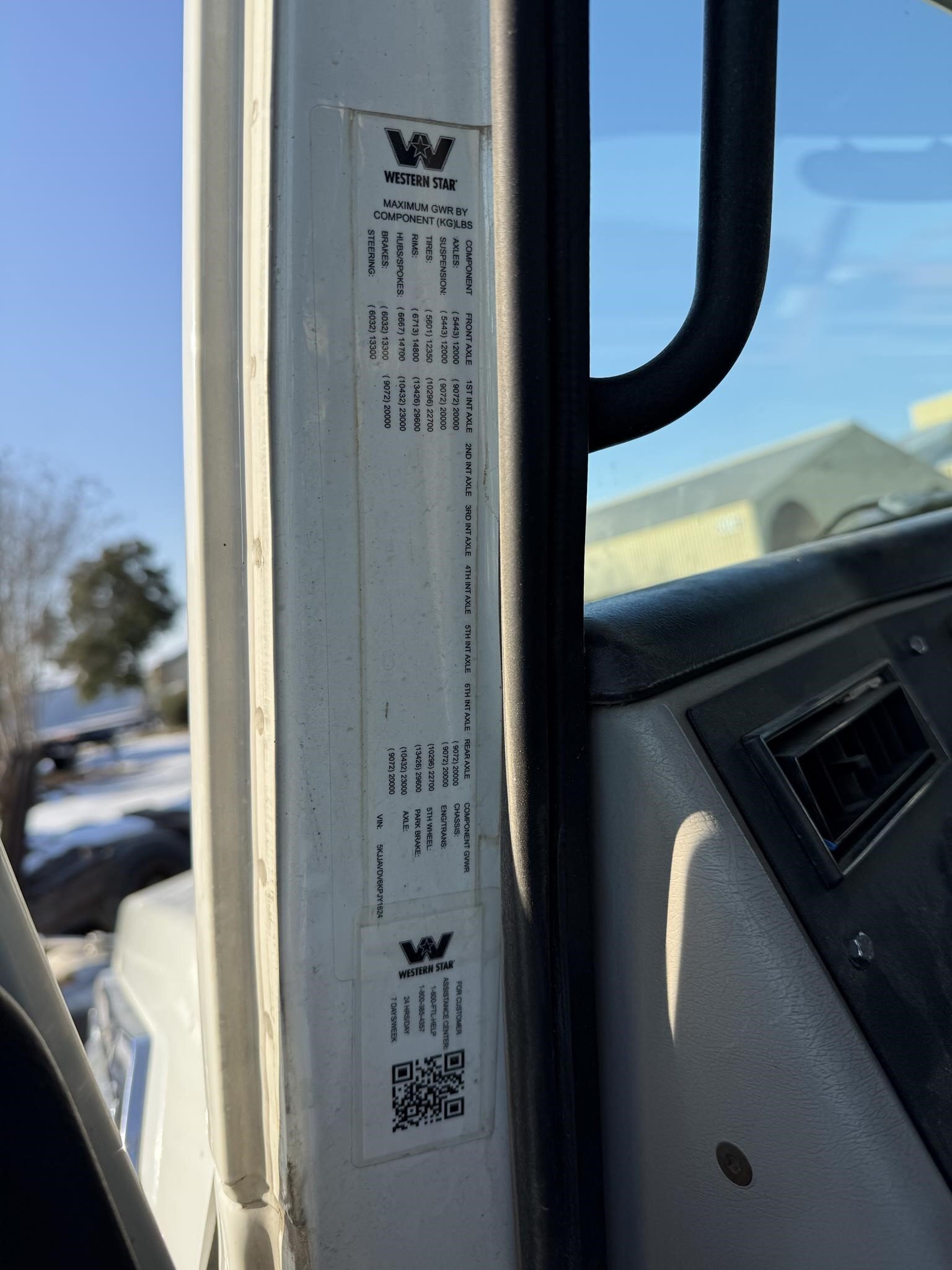 2019 Western Star 4700 Semi Trucks/Trailer