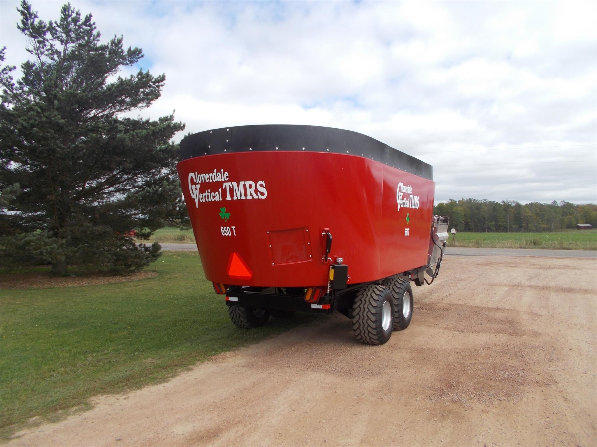 2023 Cloverdale 650T Grinders and Mixer