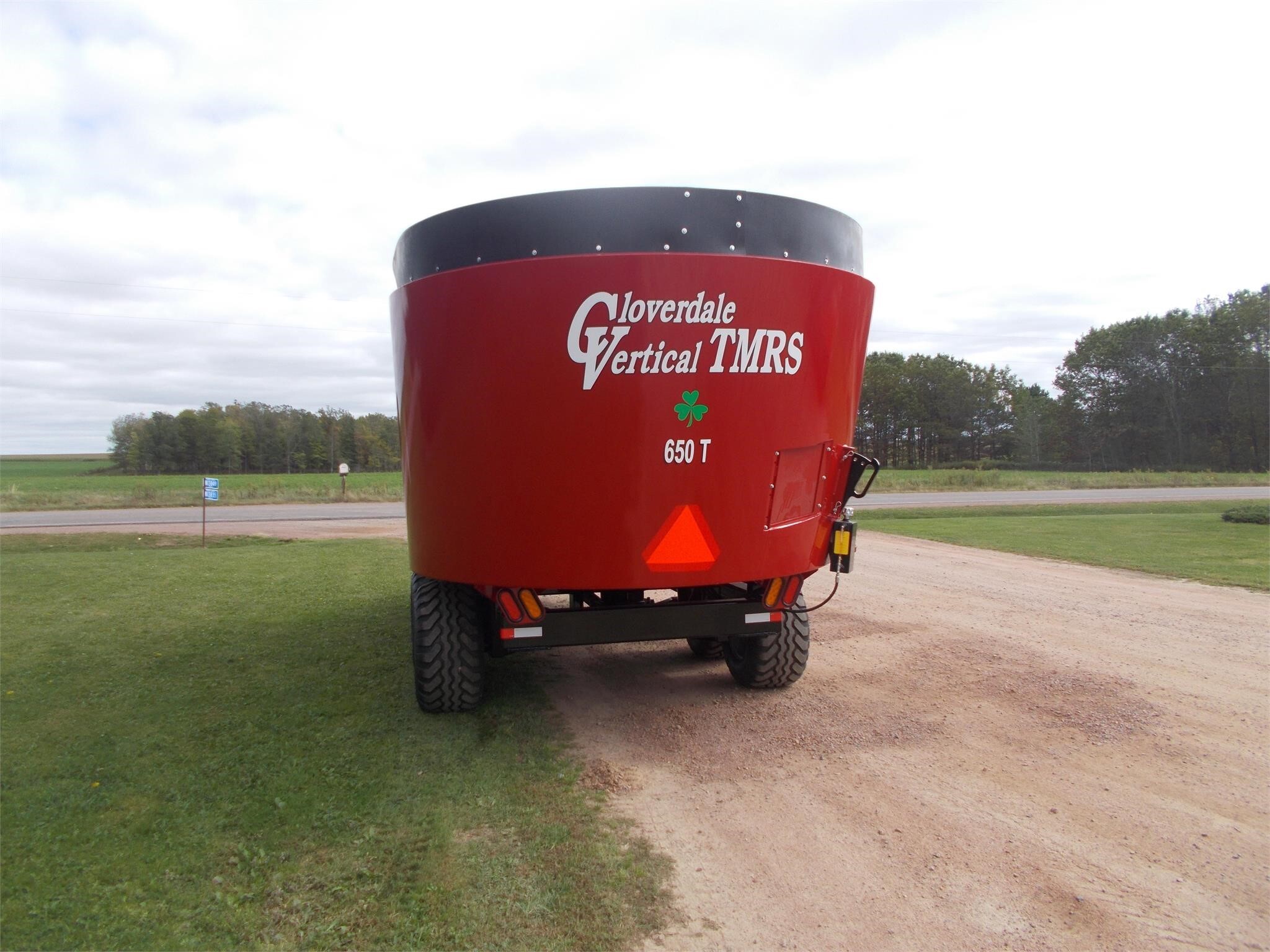 2023 Cloverdale 650T Grinders and Mixer