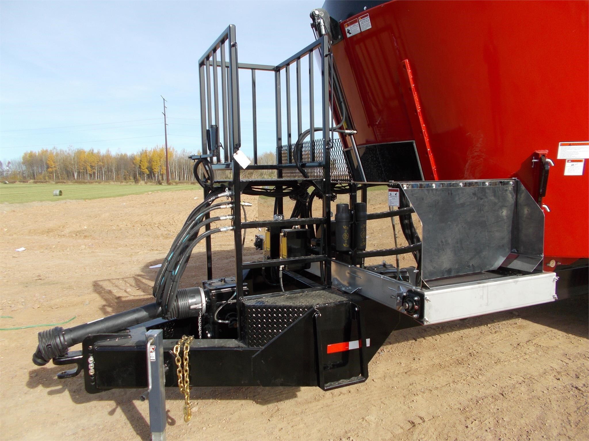 2023 Cloverdale 900T Feed Wagon