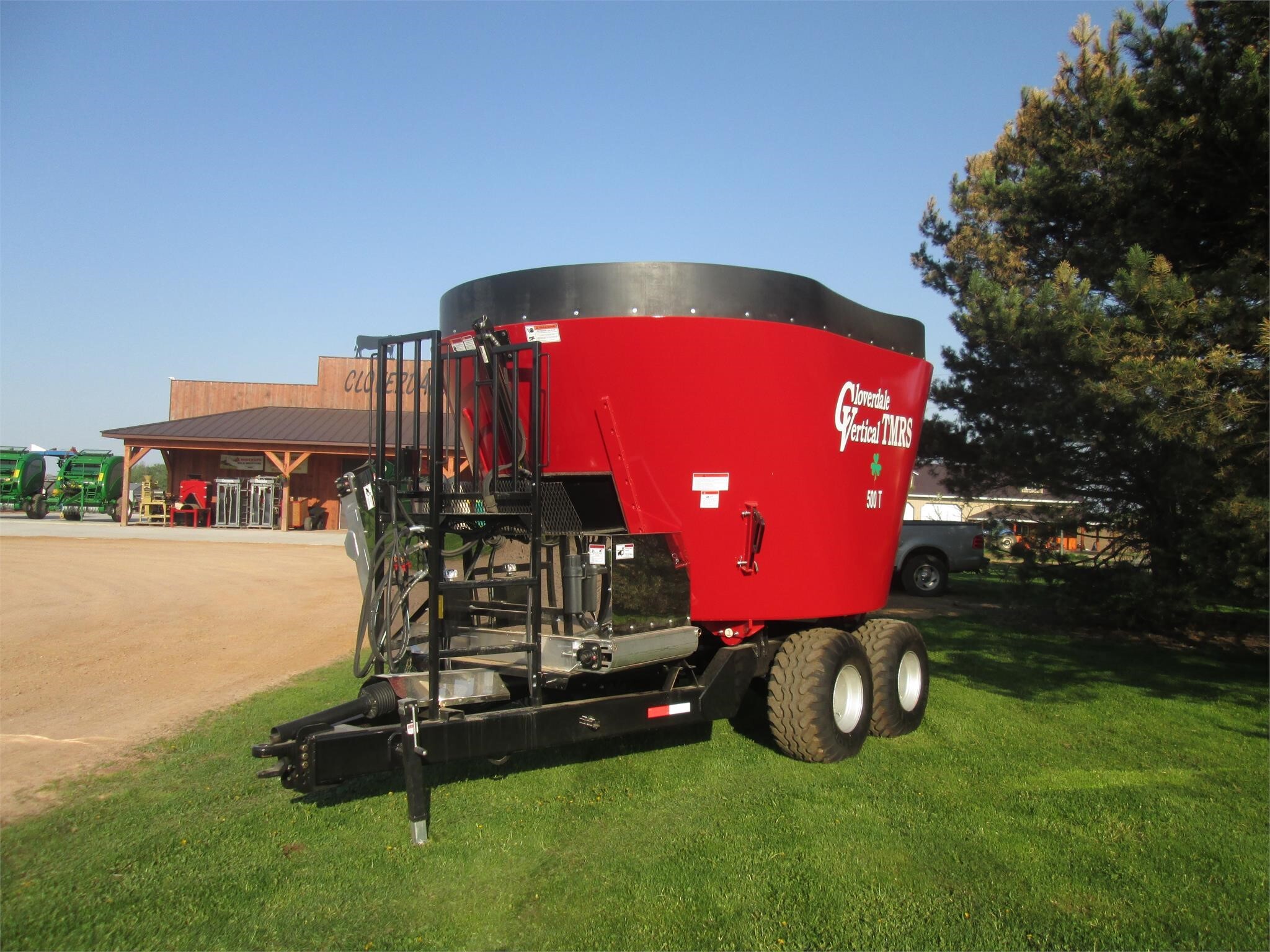 2023 Cloverdale 500T Grinders and Mixer