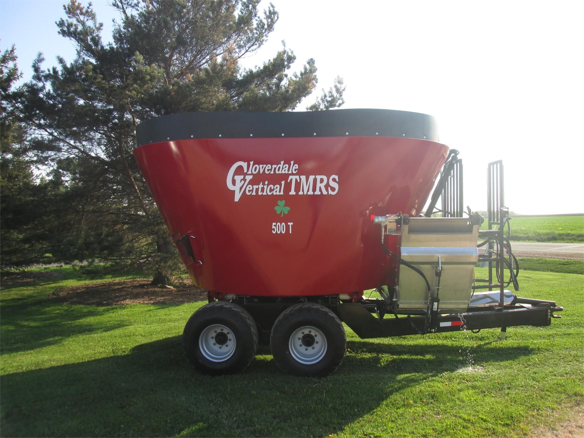 2023 Cloverdale 500T Grinders and Mixer
