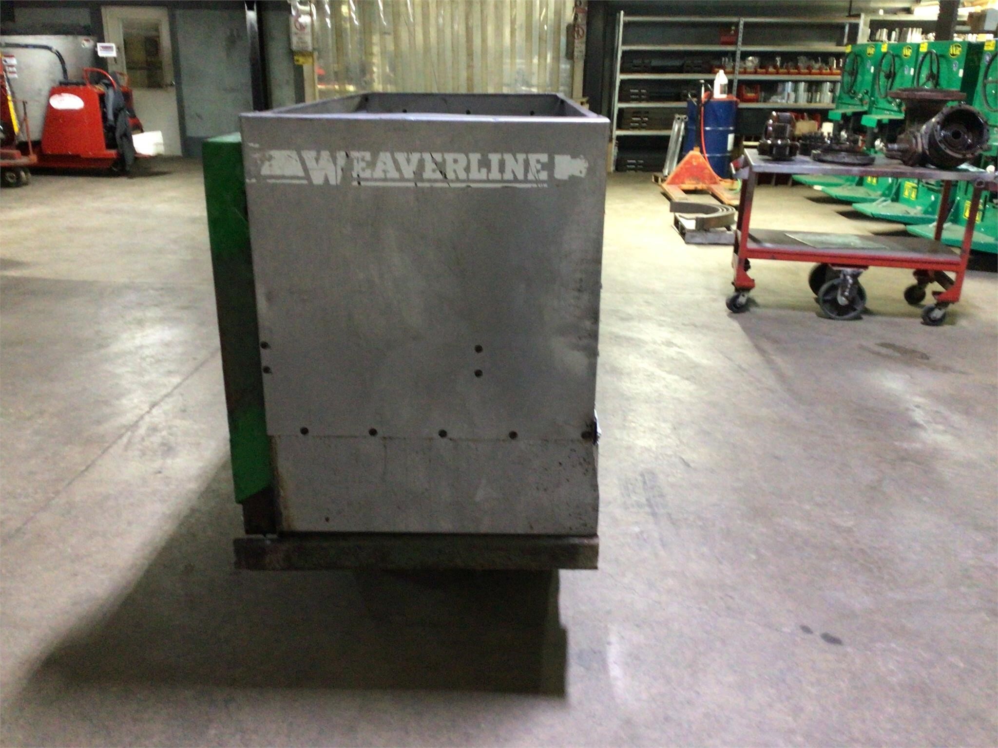  Weaverline 424 Feed Wagon