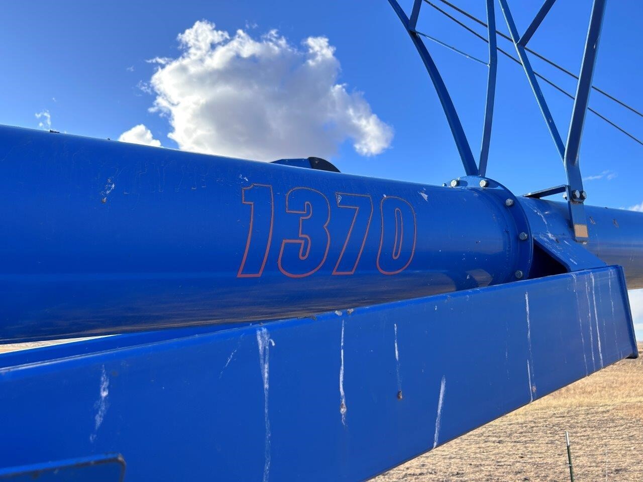 2004 Brandt 13x70 Augers and Conveyor
