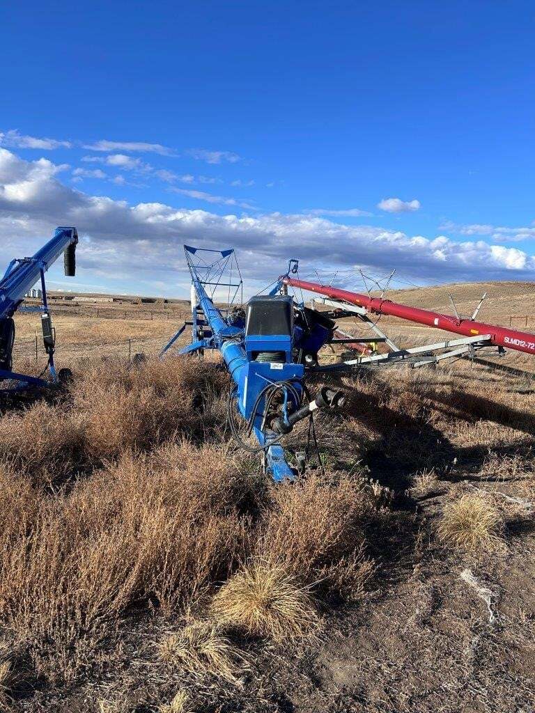 2004 Brandt 13x70 Augers and Conveyor