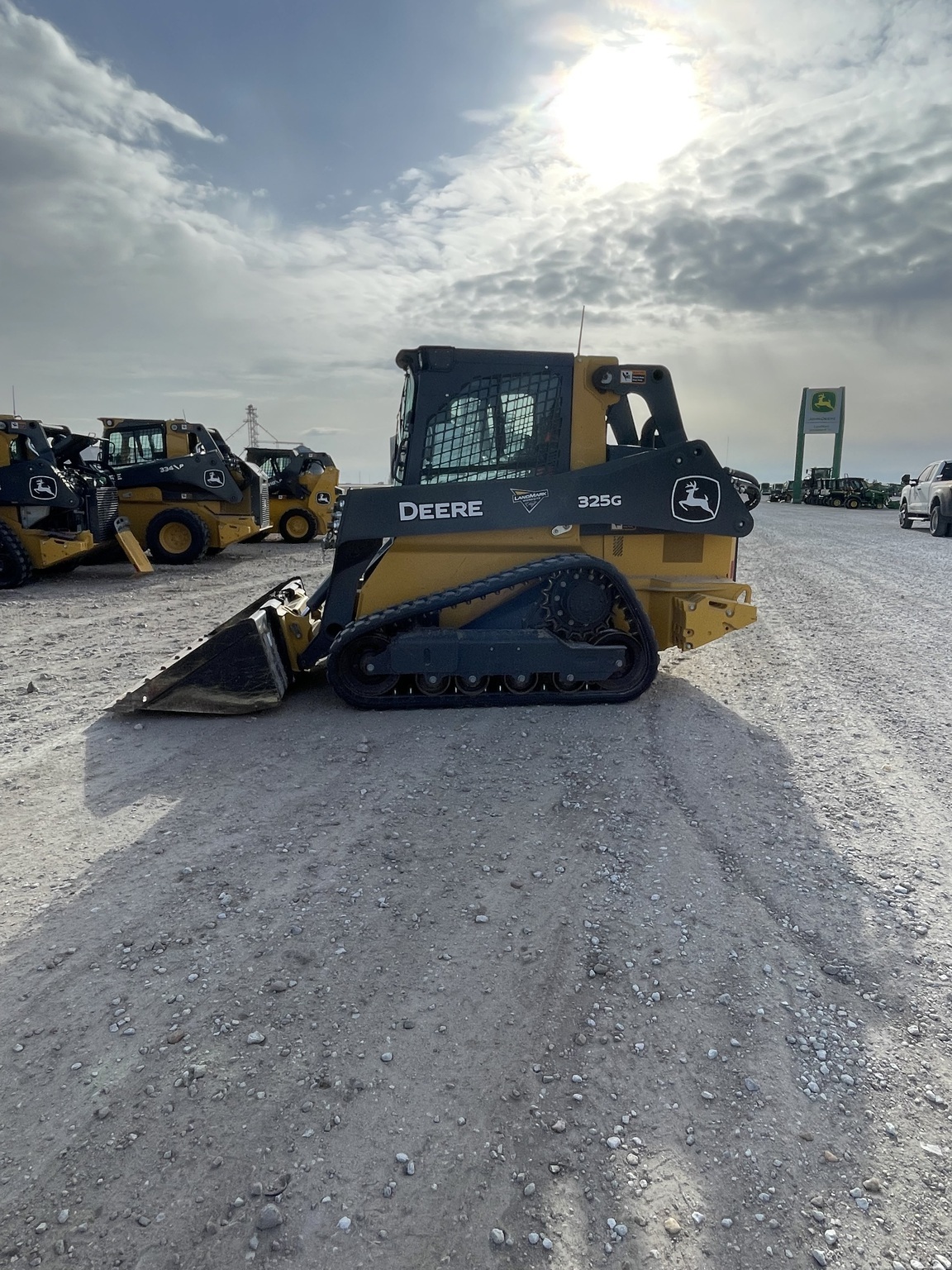 2024 Deere 325G Skid Steer
