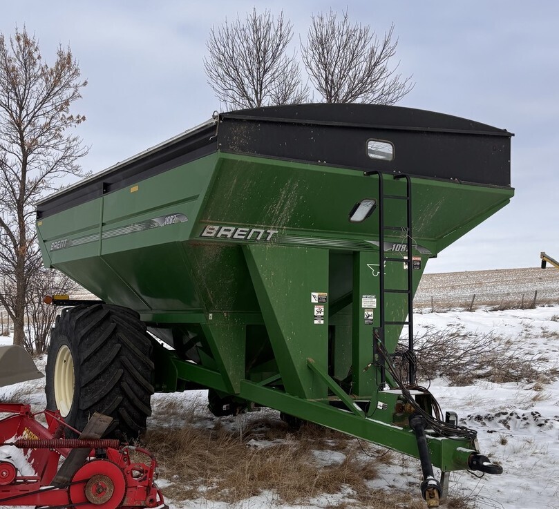 2012 Brent 1082 Grain Cart