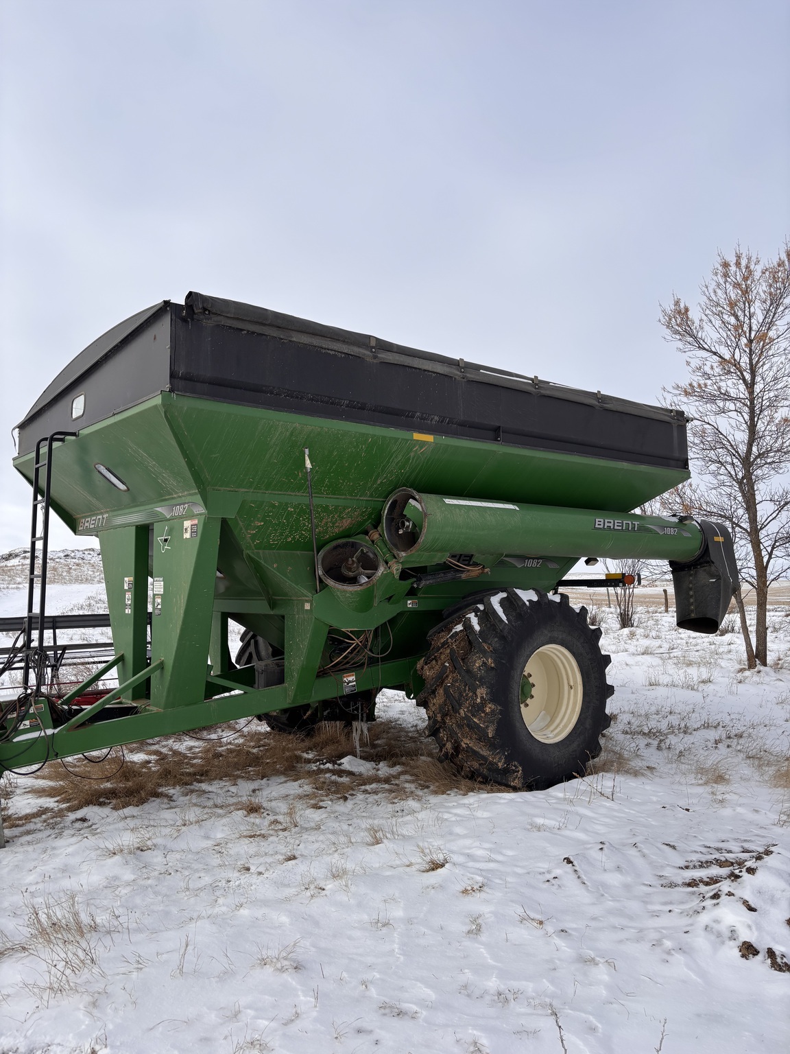 2012 Brent 1082 Grain Cart