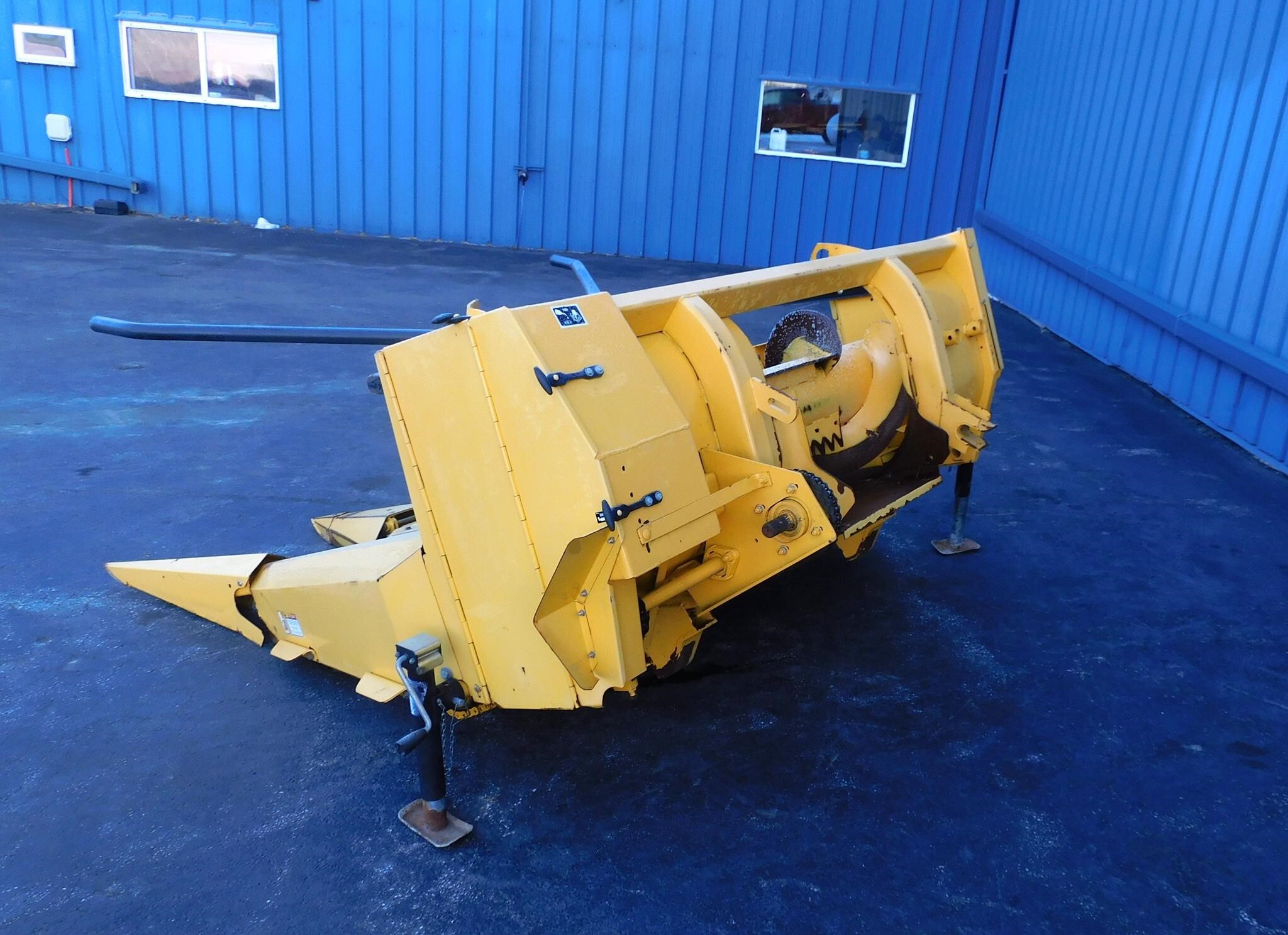 2015 New Holland 3PN Pull-Type Forage Harvester