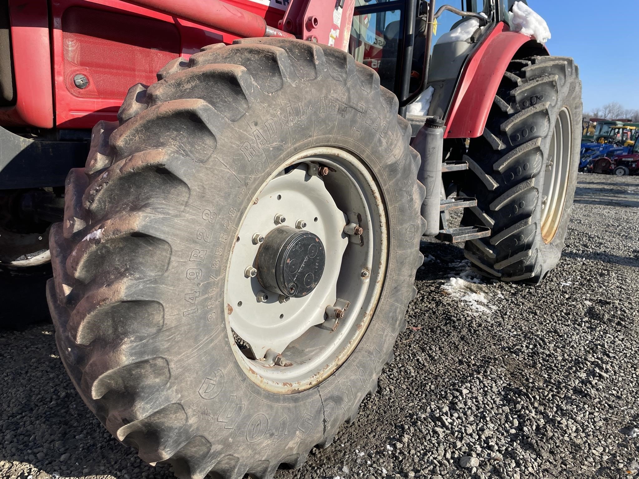  Massey Ferguson 5465 Tractor
