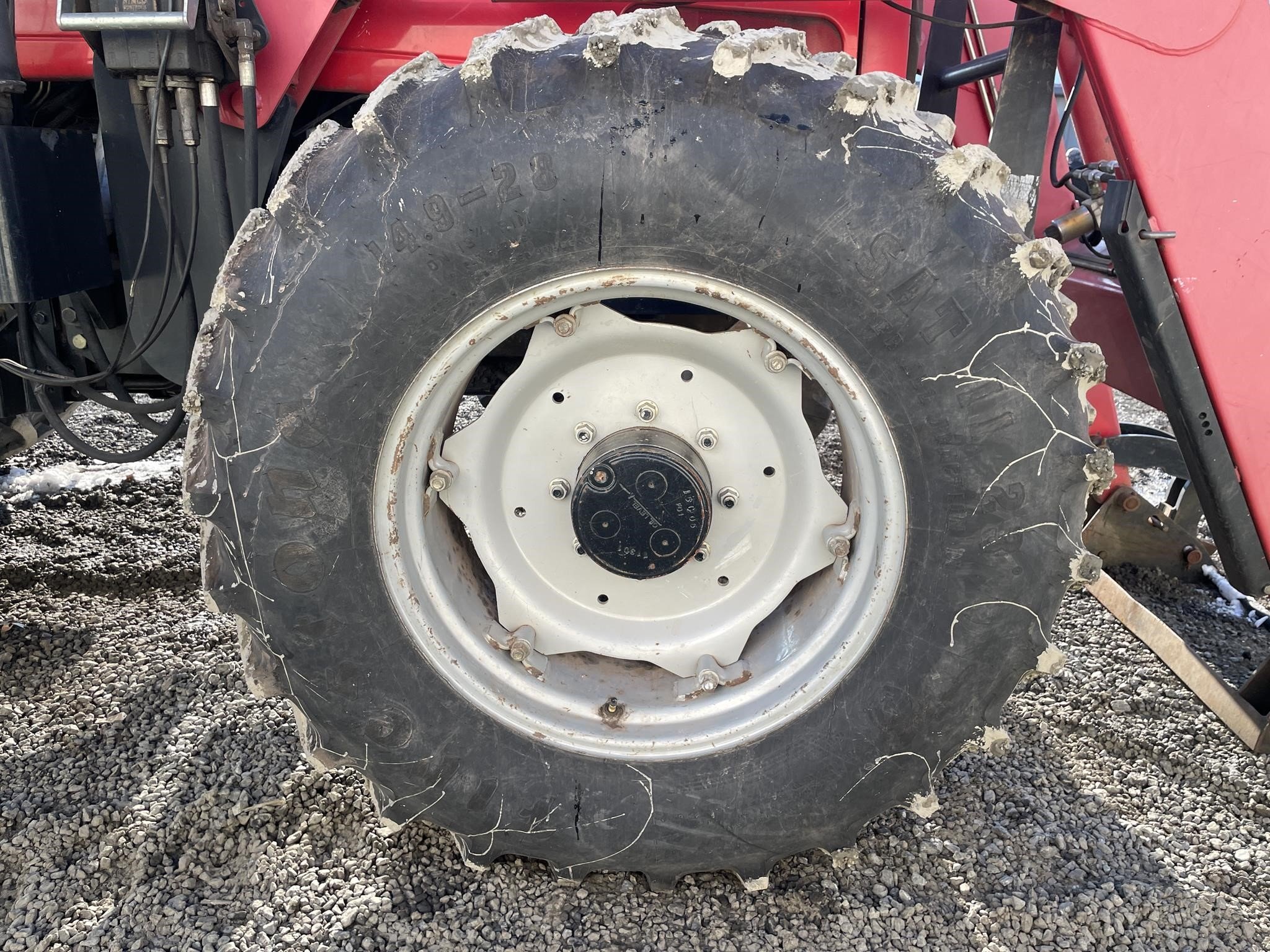  Massey Ferguson 5465 Tractor