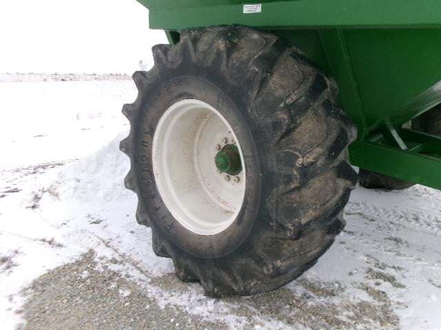  Ficklin CA9600 Grain Cart