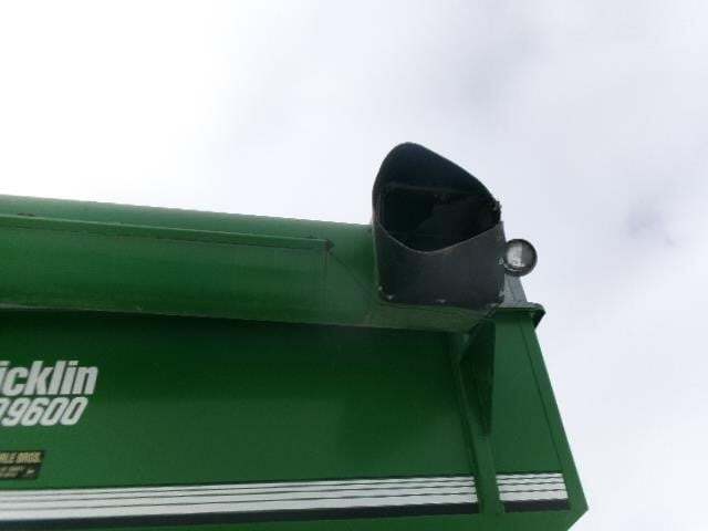  Ficklin CA9600 Grain Cart