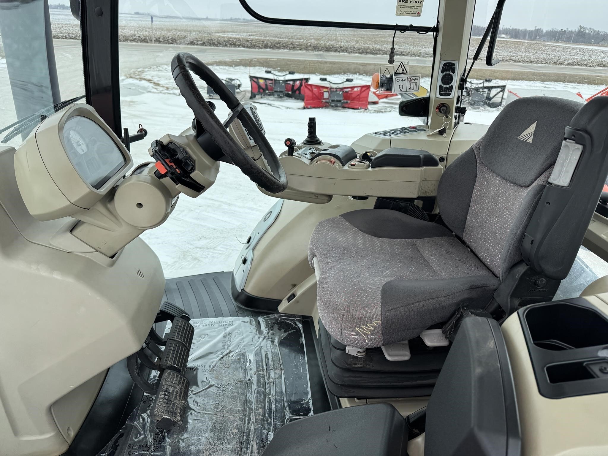 2010 AGCO DT205B Tractor