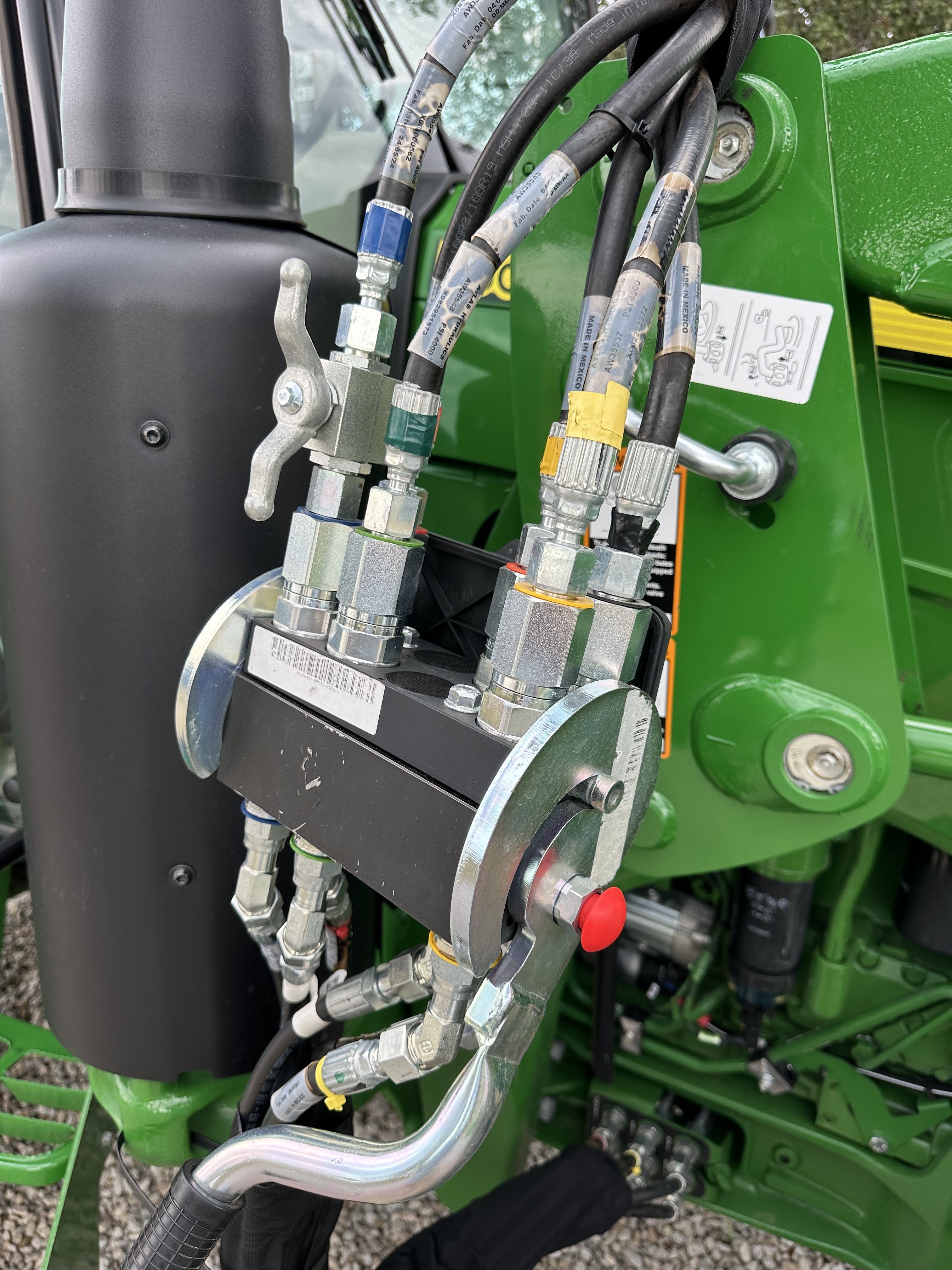 2024 John Deere 5105M Tractor