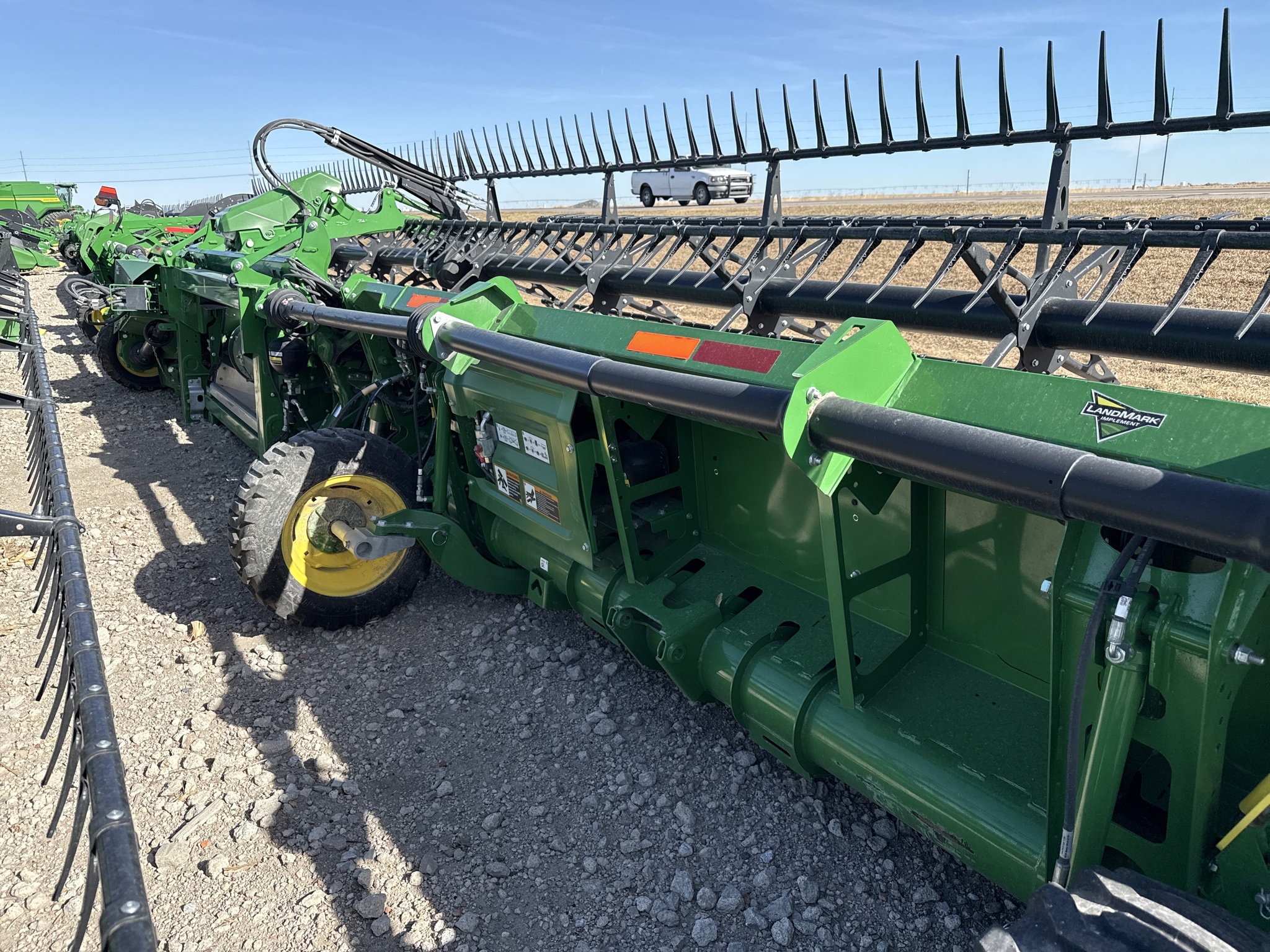 2023 John Deere HD45F Platform