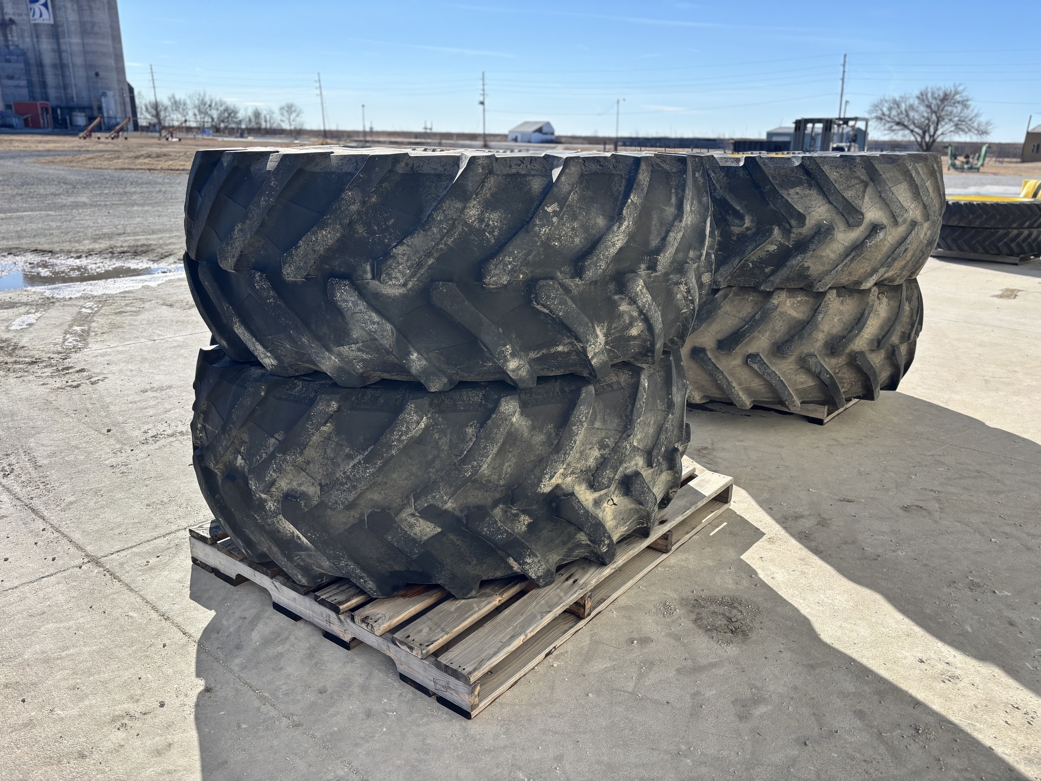  Trelleborg IF 710/65R46 Wheels / Tires / Track
