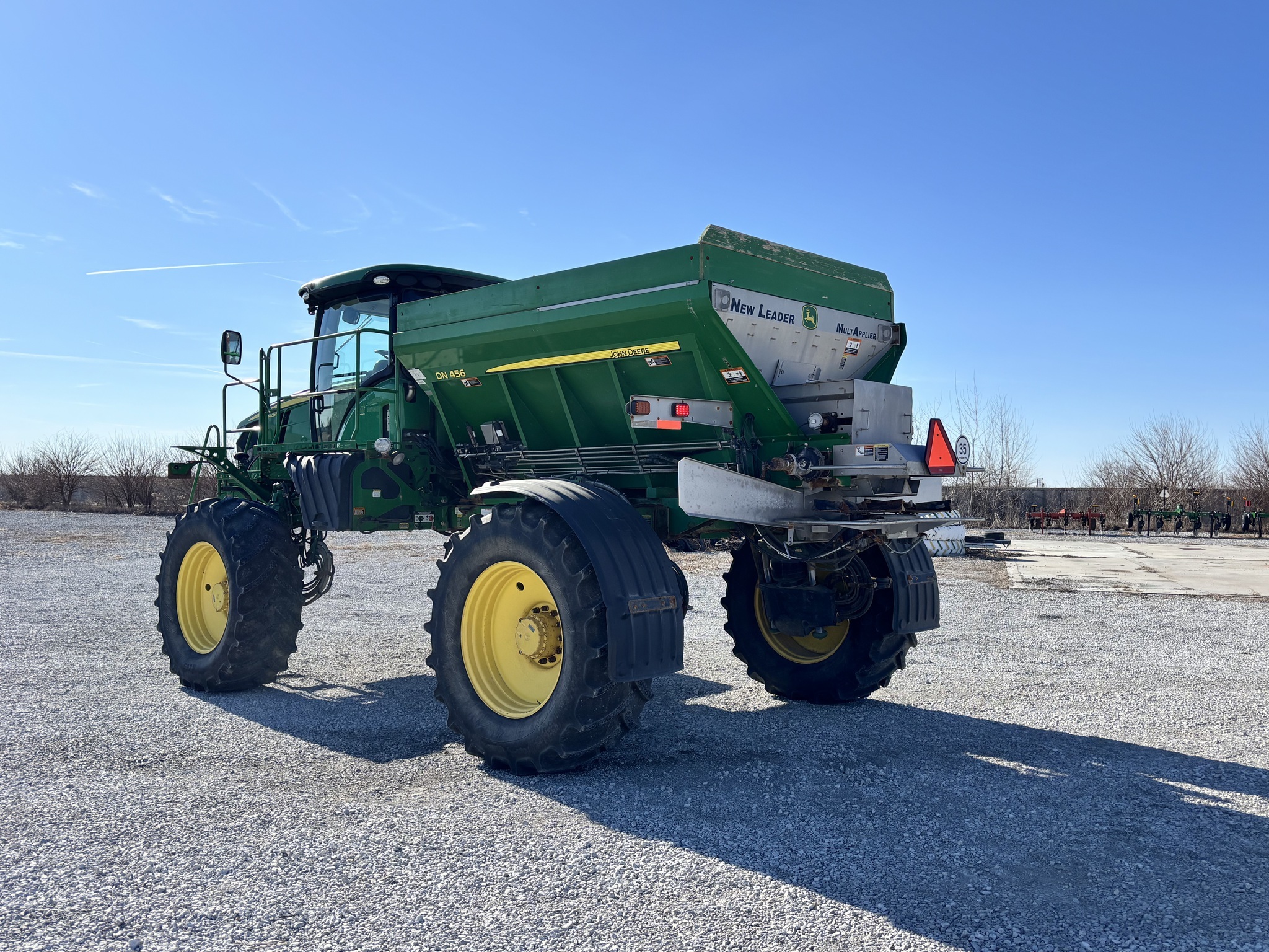 2019 John Deere R4038 Self-Propelled Sprayer