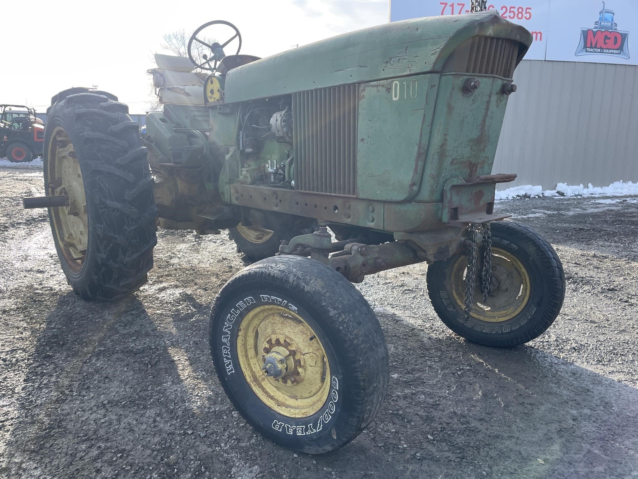  John Deere 3010 Tractor