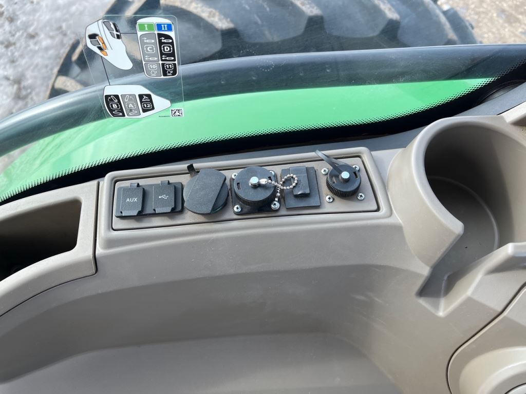 2021 John Deere 8R 280 Tractor