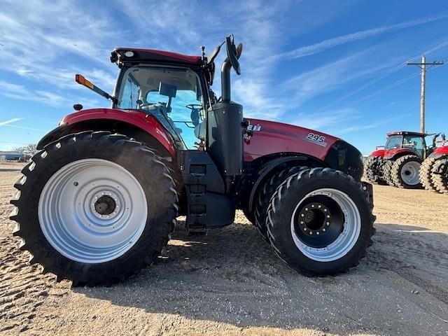 2025 Case IH MAGNUM 295 Tractor