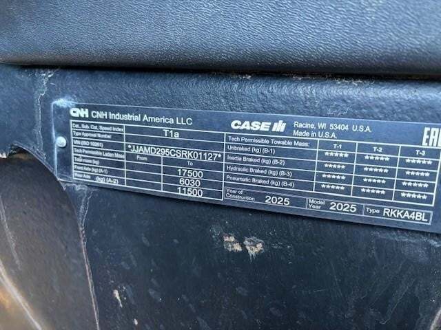 2025 Case IH MAGNUM 295 Tractor