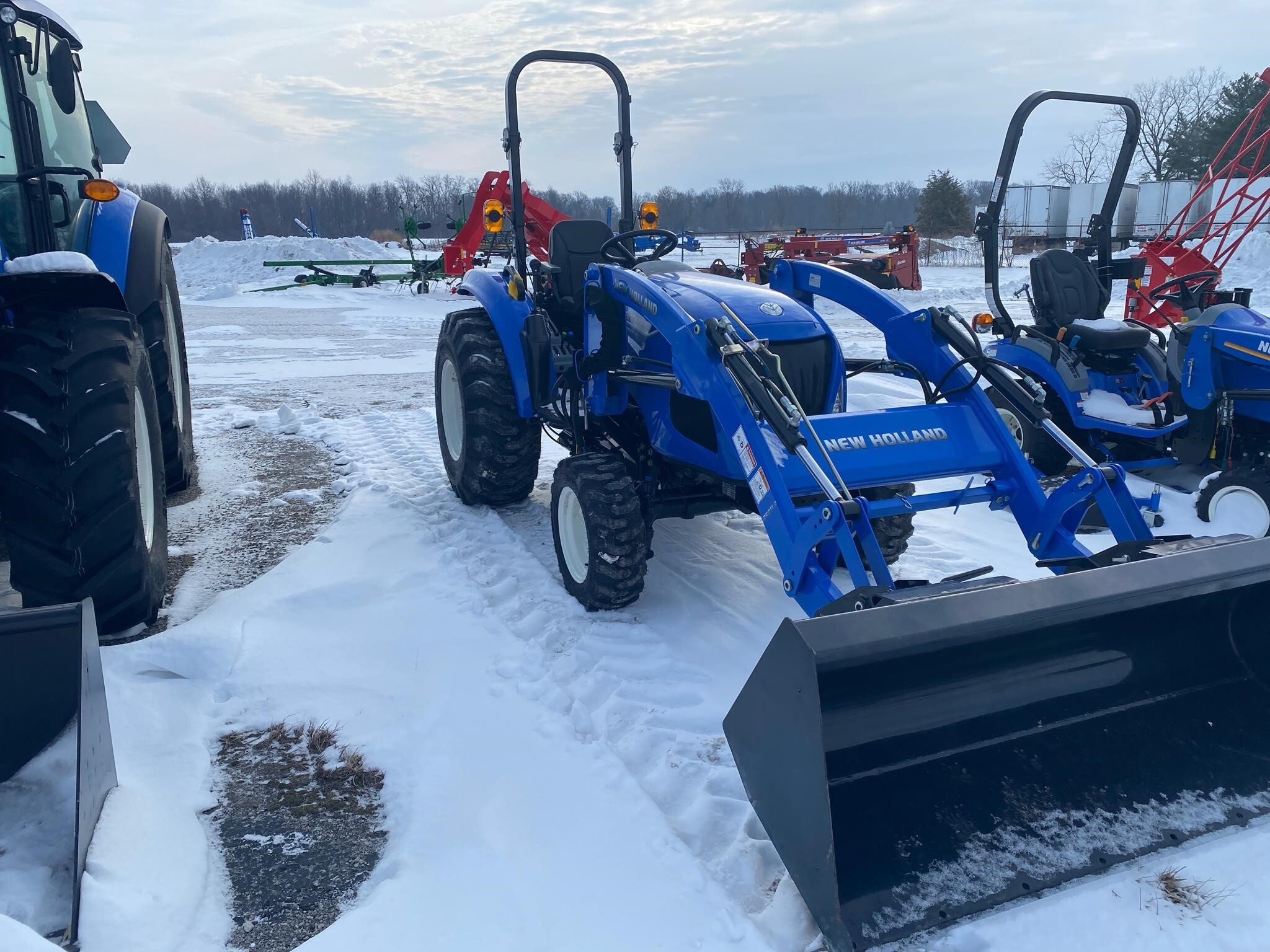 2026 New Holland Boomer 40 Tractor