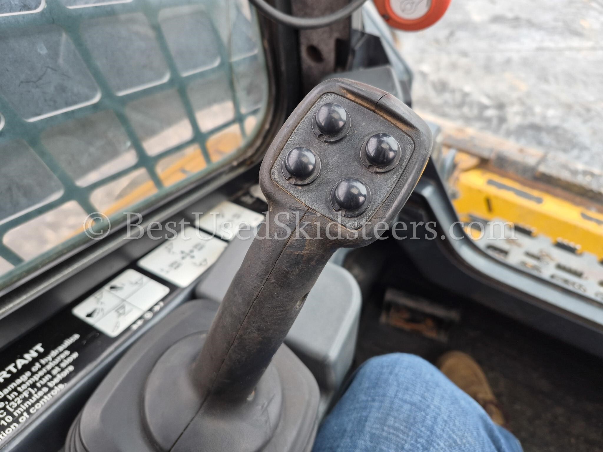 2019 Deere 330G Skid Steer