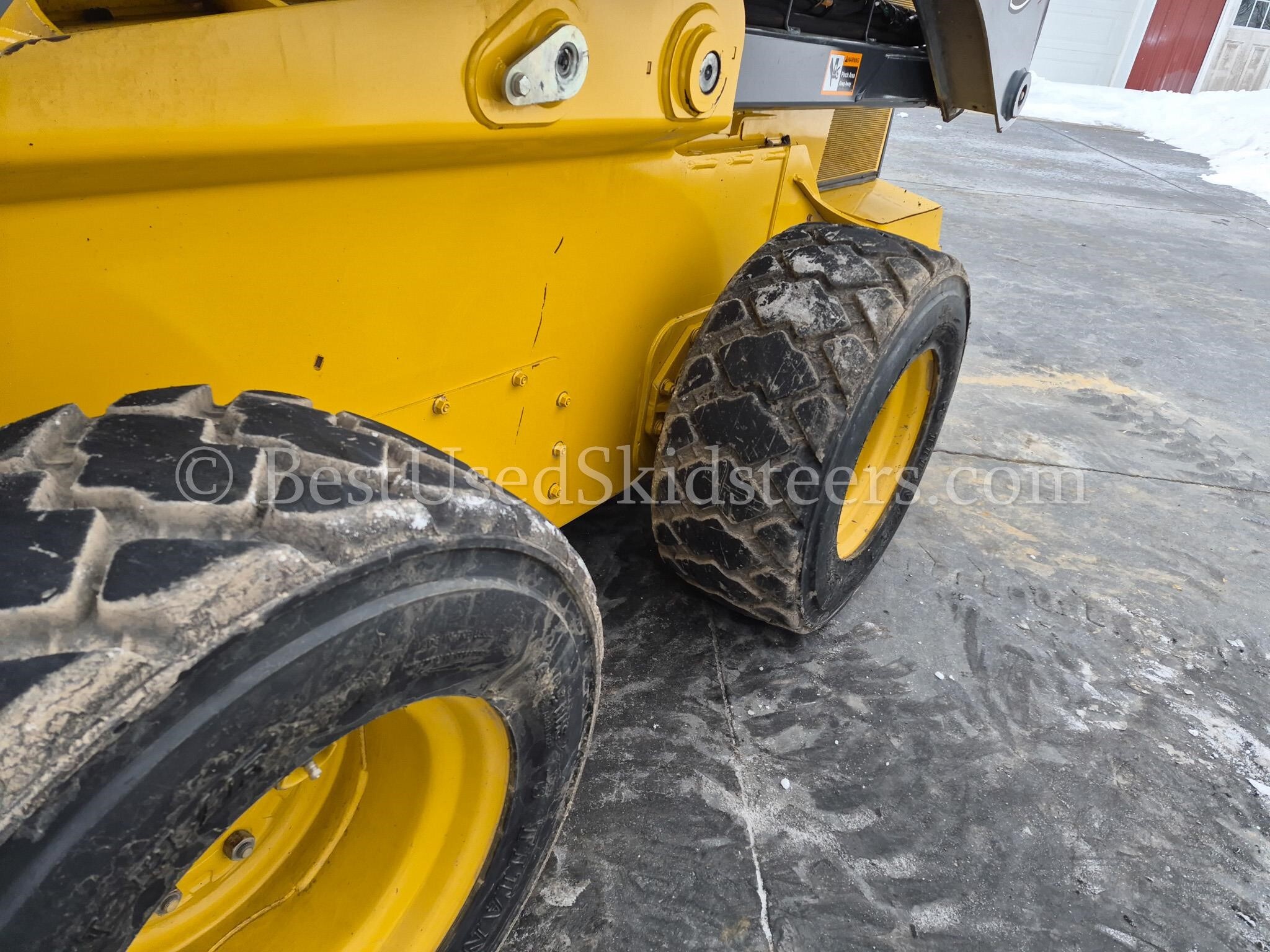 2019 Deere 330G Skid Steer
