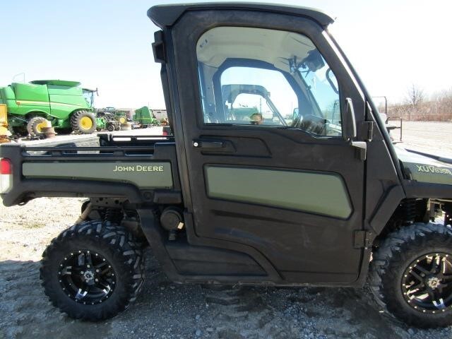 2020 John Deere GATOR XUV 835R ATVs and Utility Vehicle