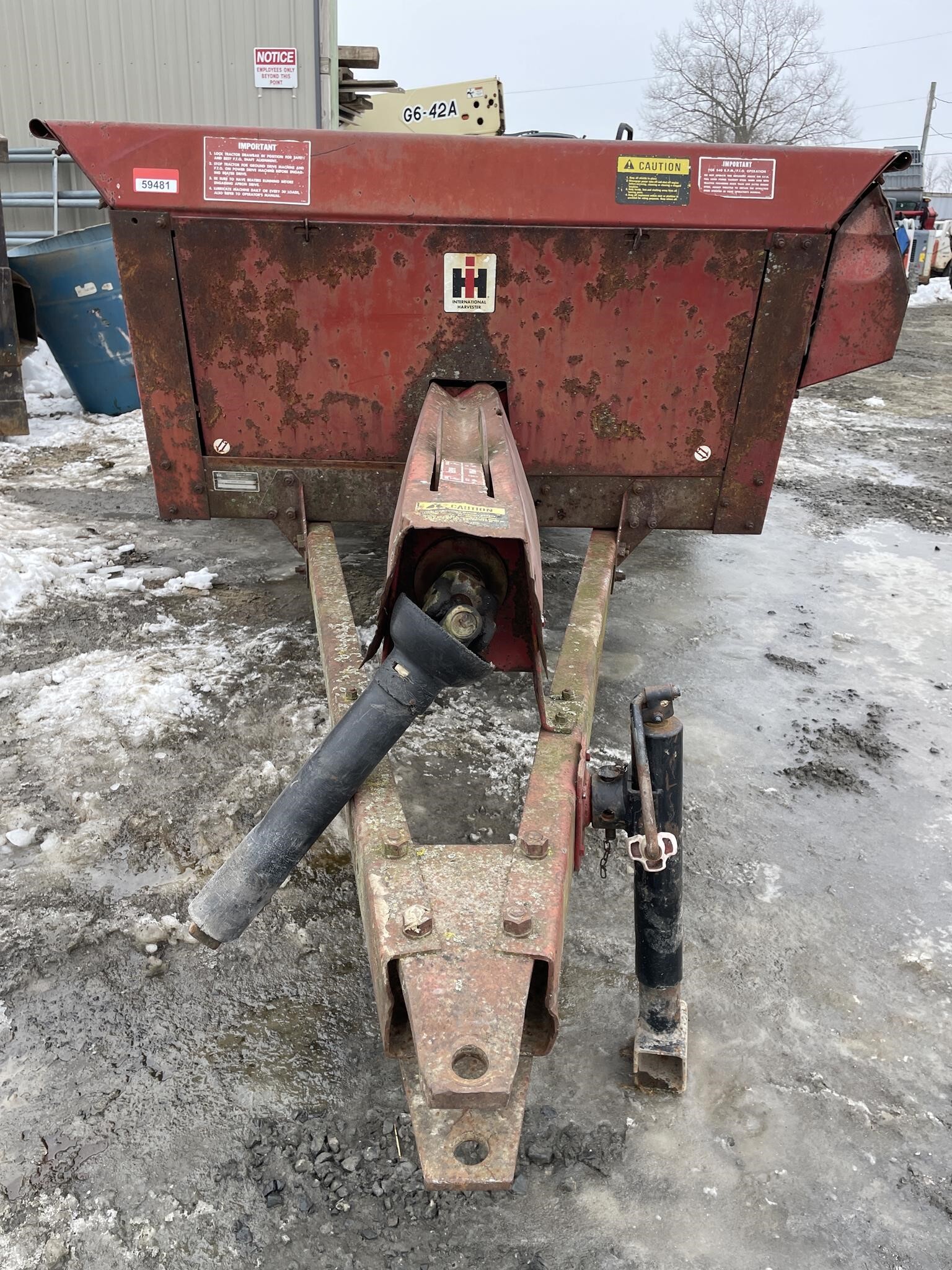  International 530 Manure Spreader
