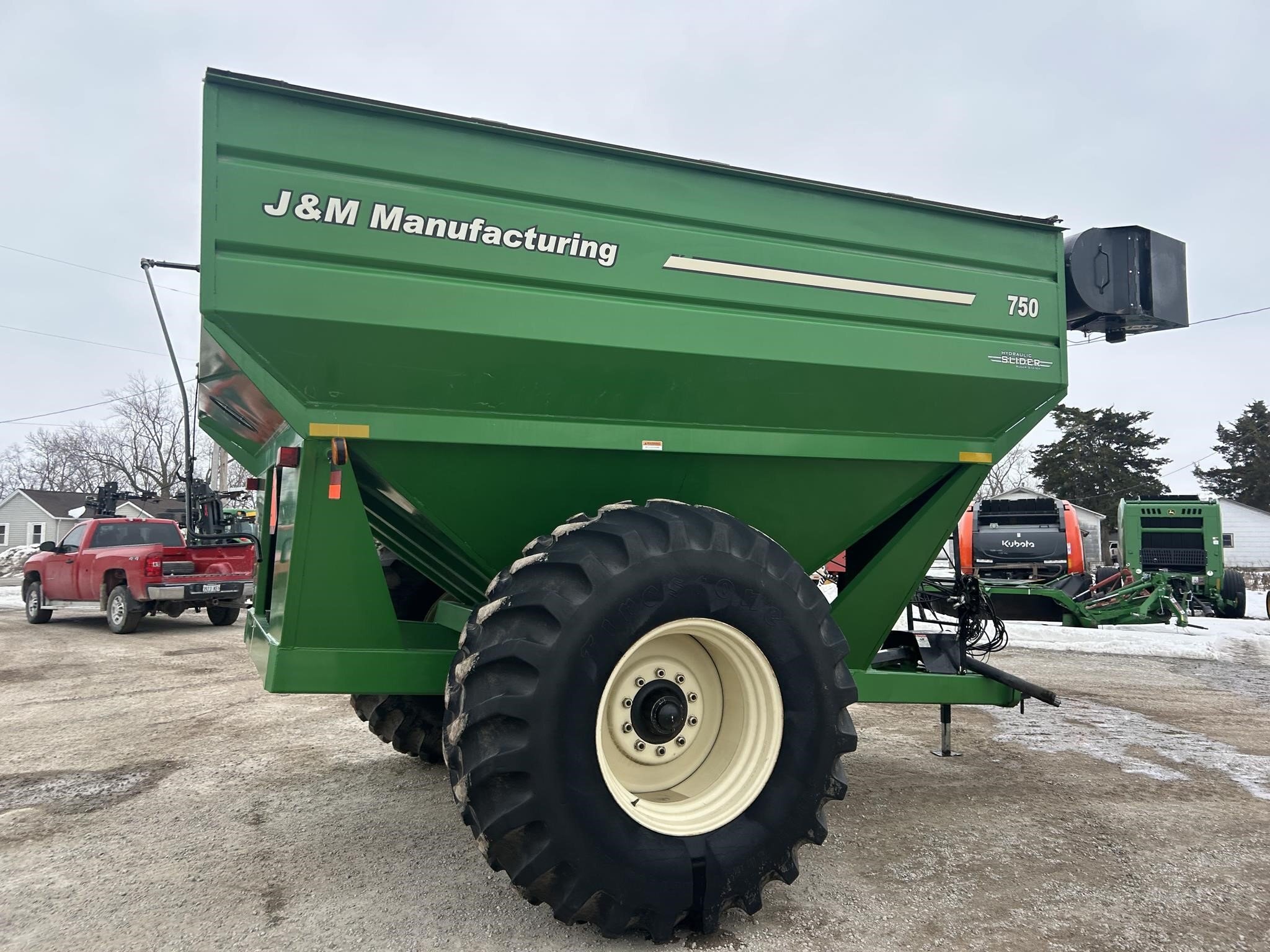 2010 J&M 750-18 Grain Cart