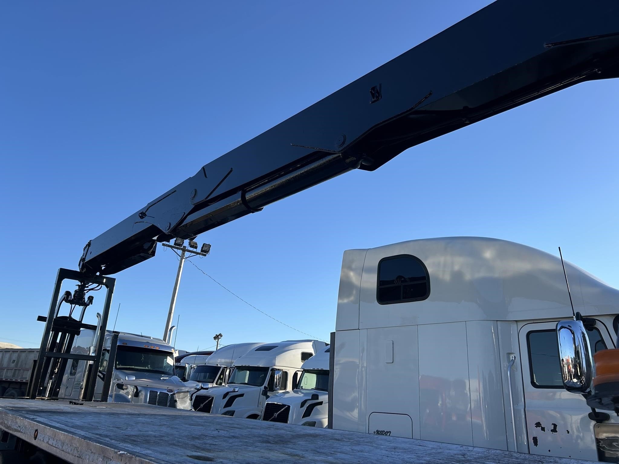 2018 IMT 28562 Crane