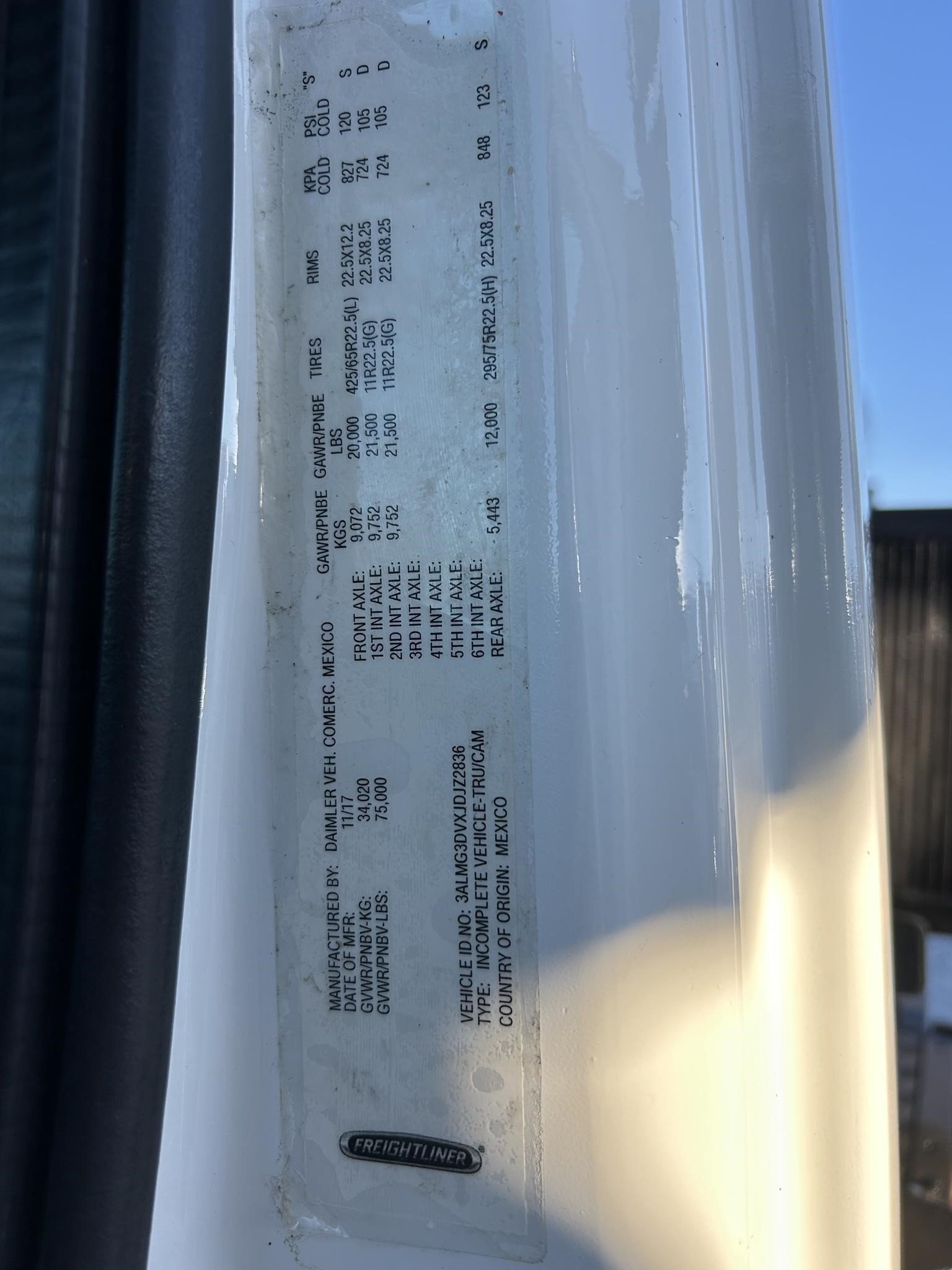 2018 IMT 28562 Crane