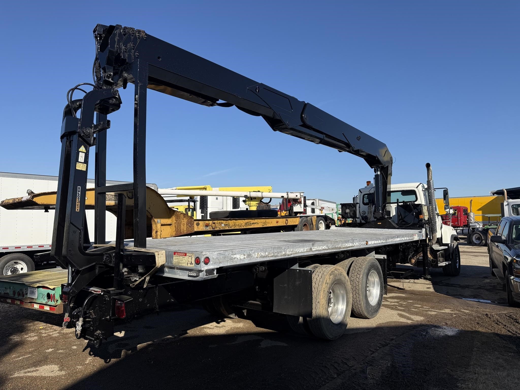 2018 IMT 28562 Crane