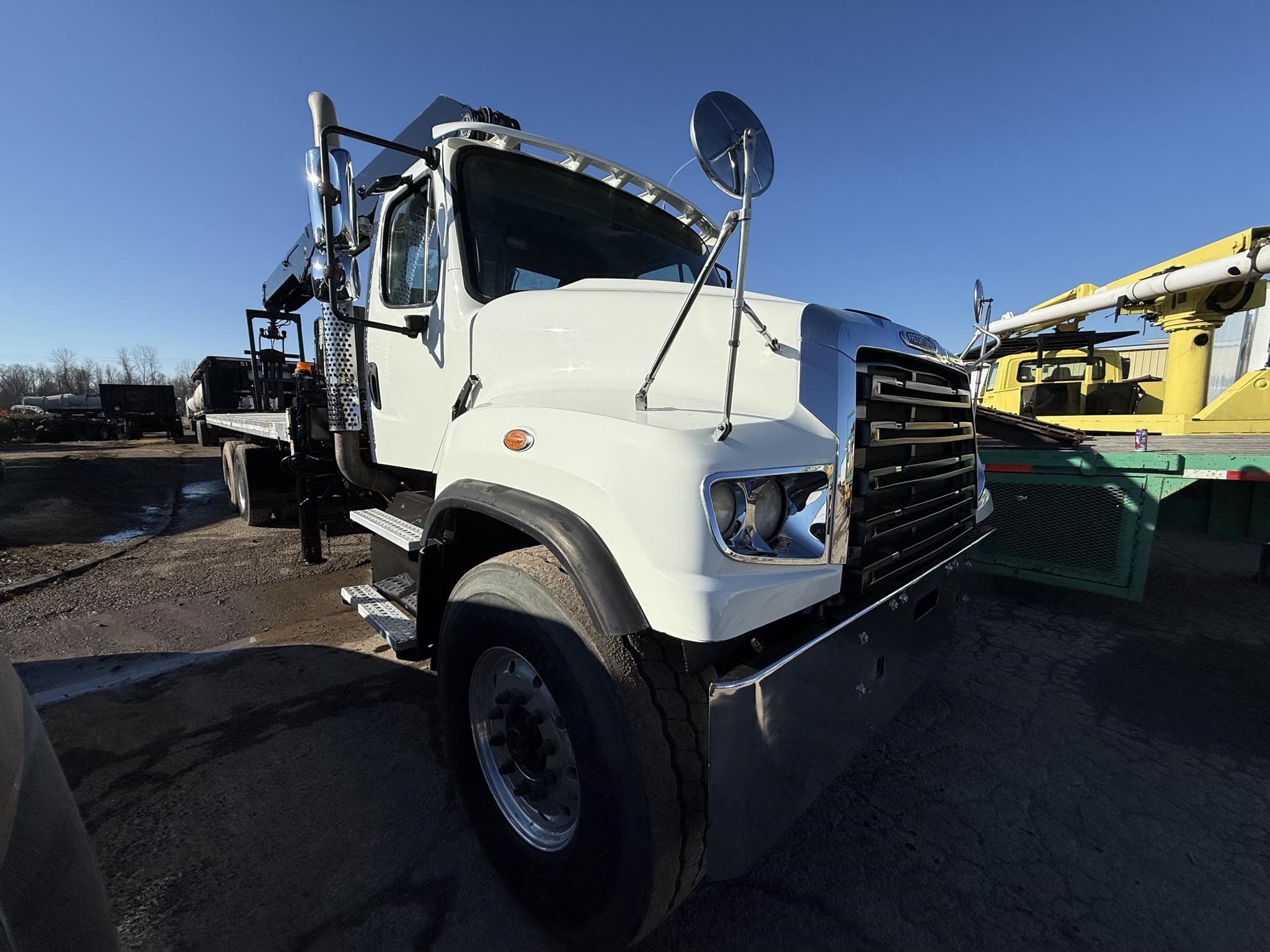 2018 IMT 28562 Crane