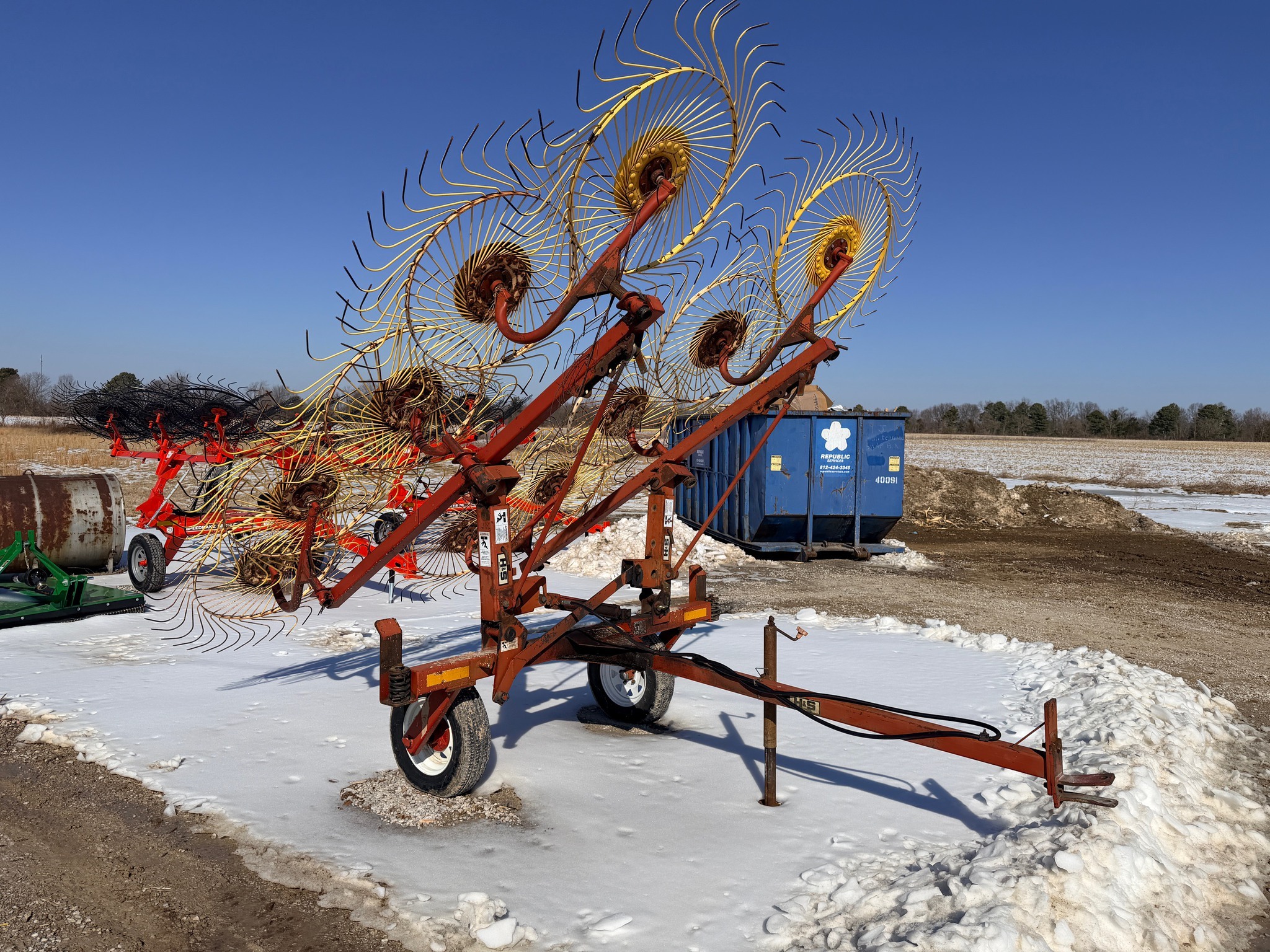 H & S V10 Rake - $2,995 | Machinery Pete
