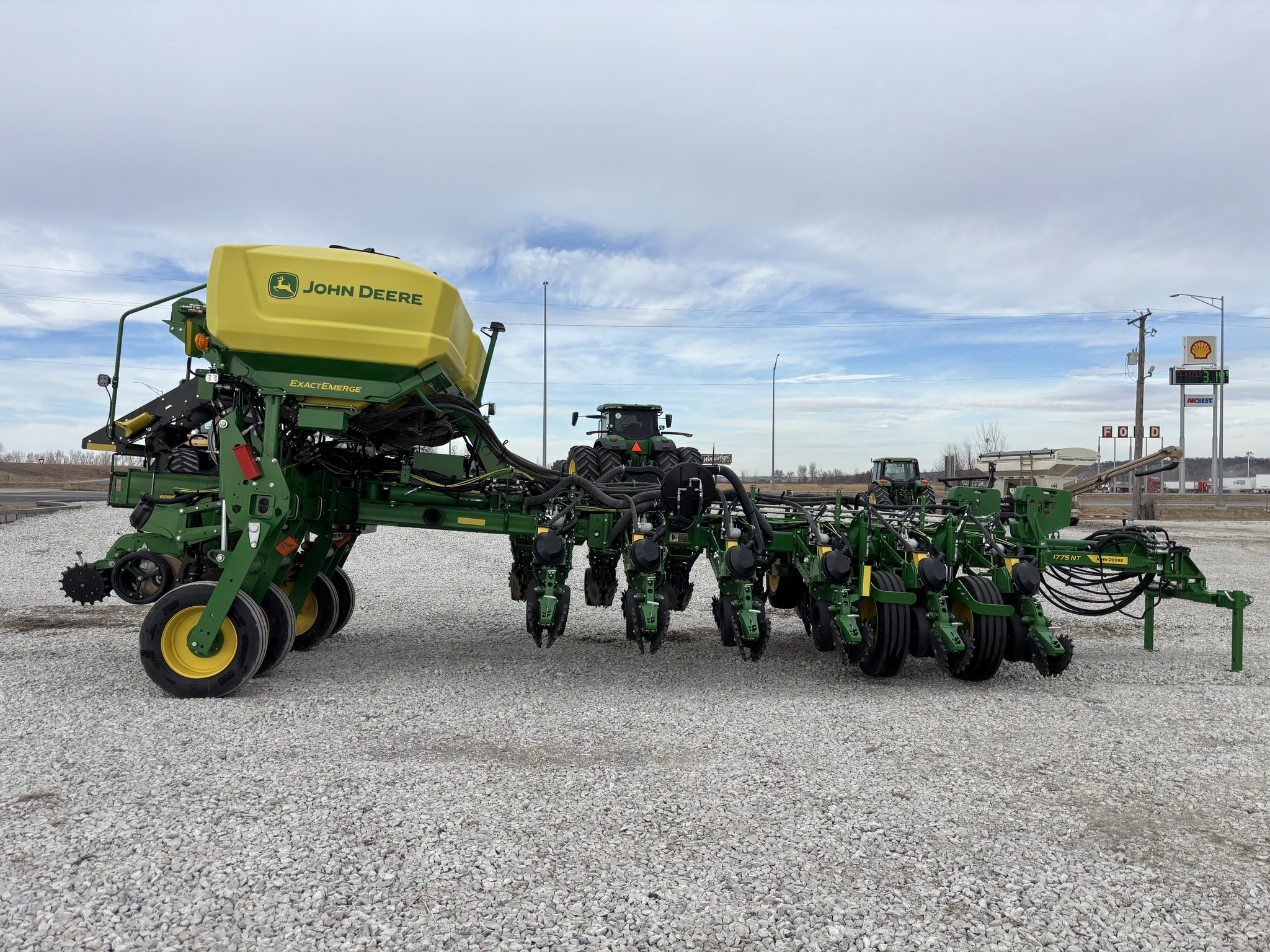2023 John Deere 1775NT Planter