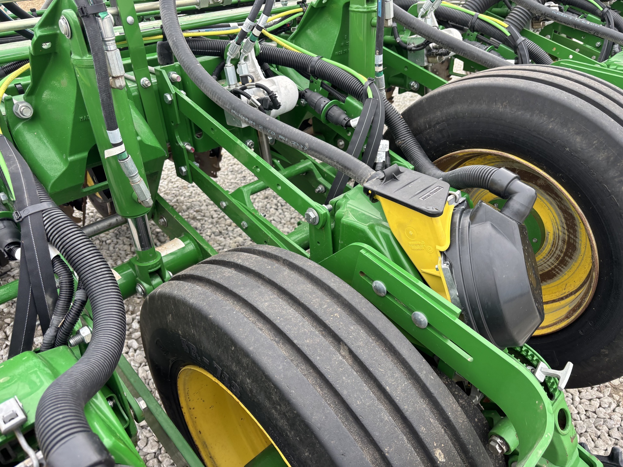 2023 John Deere 1775NT Planter