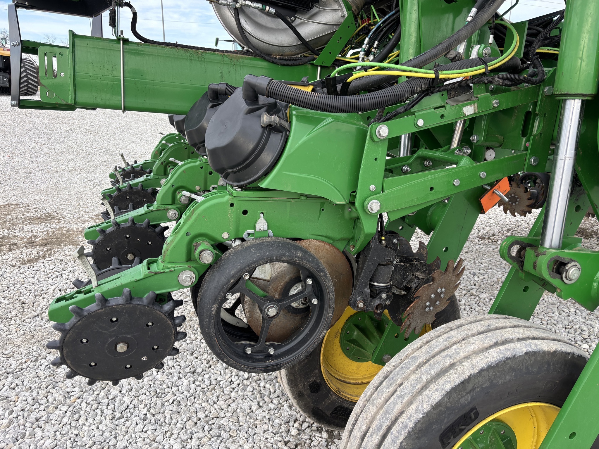 2023 John Deere 1775NT Planter