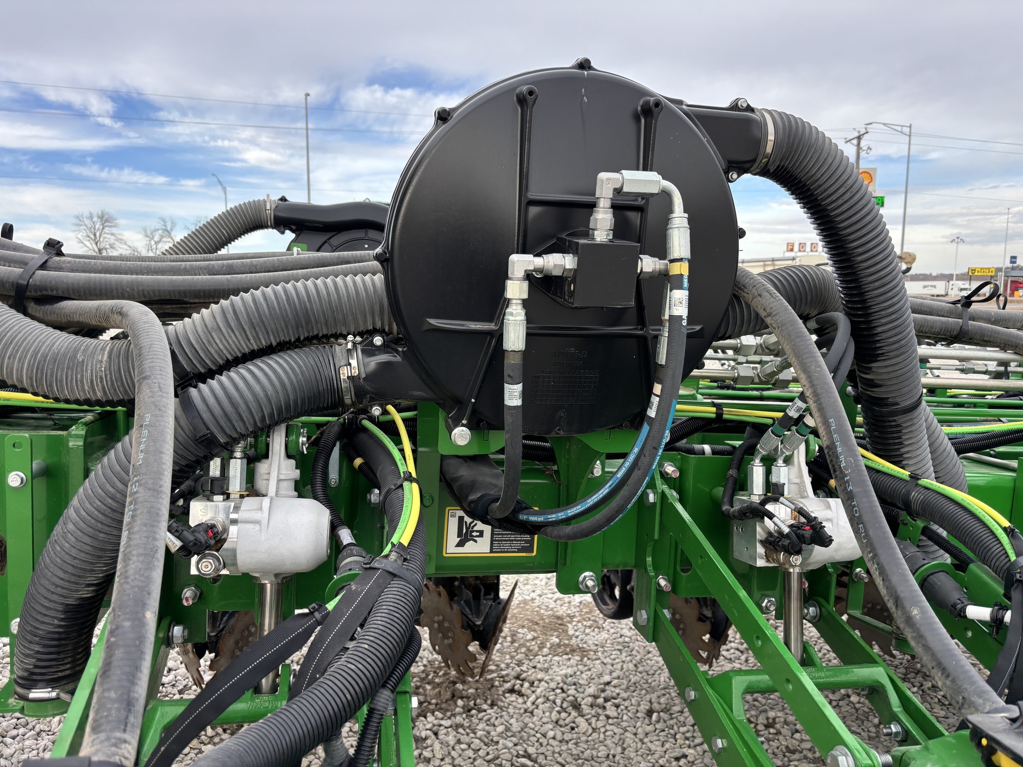2023 John Deere 1775NT Planter