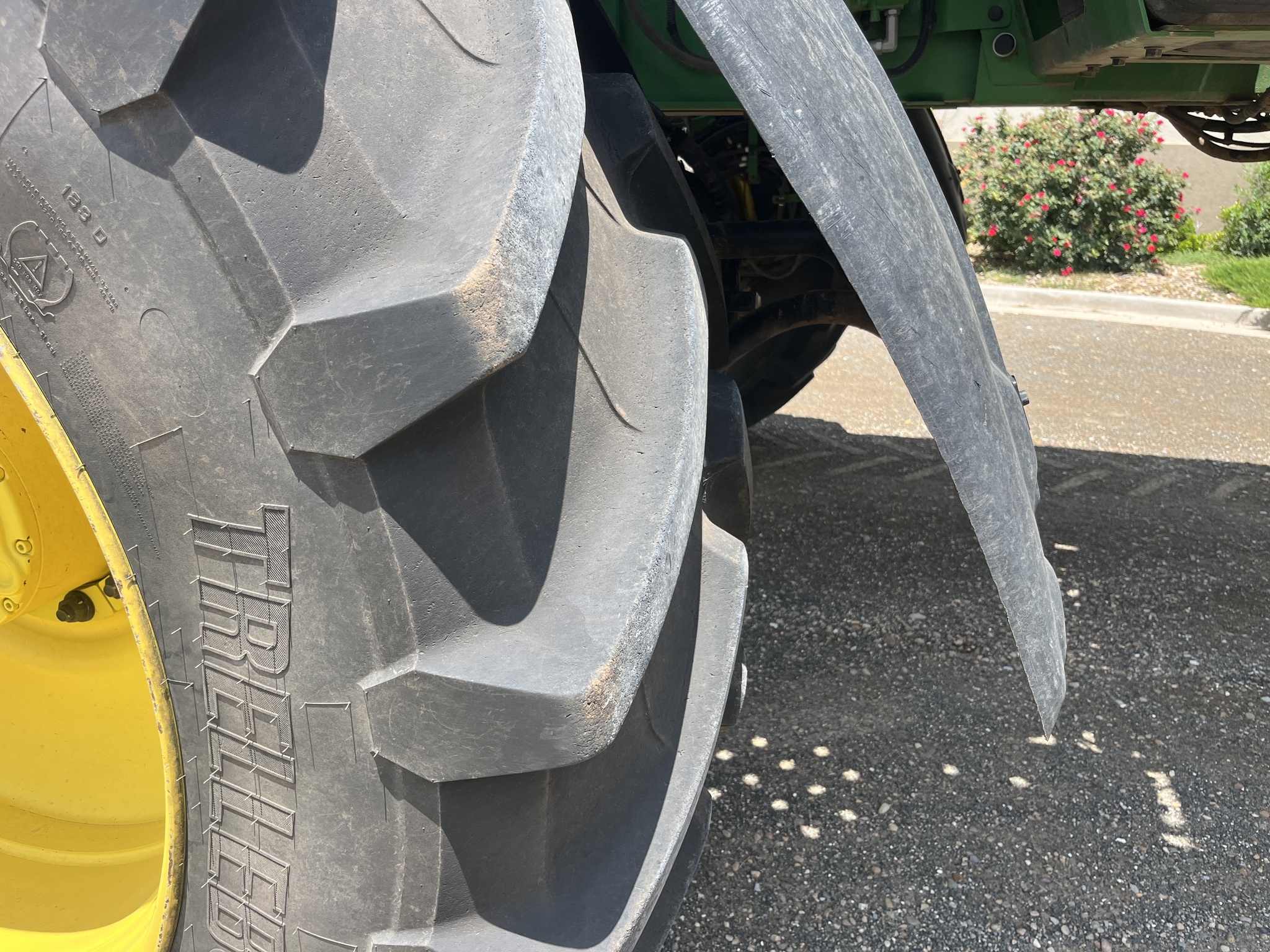 2024 John Deere 600R Loader and Skid Steer Attachment