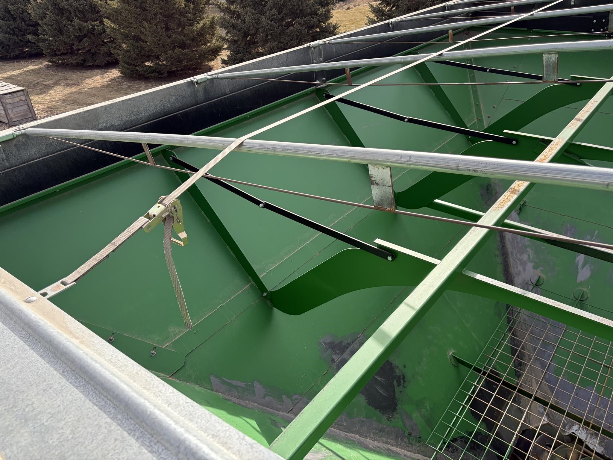 2013 Demco 1150 Grain Cart