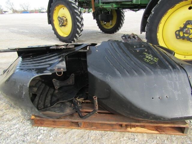 2015 John Deere R4038 Self-Propelled Sprayer