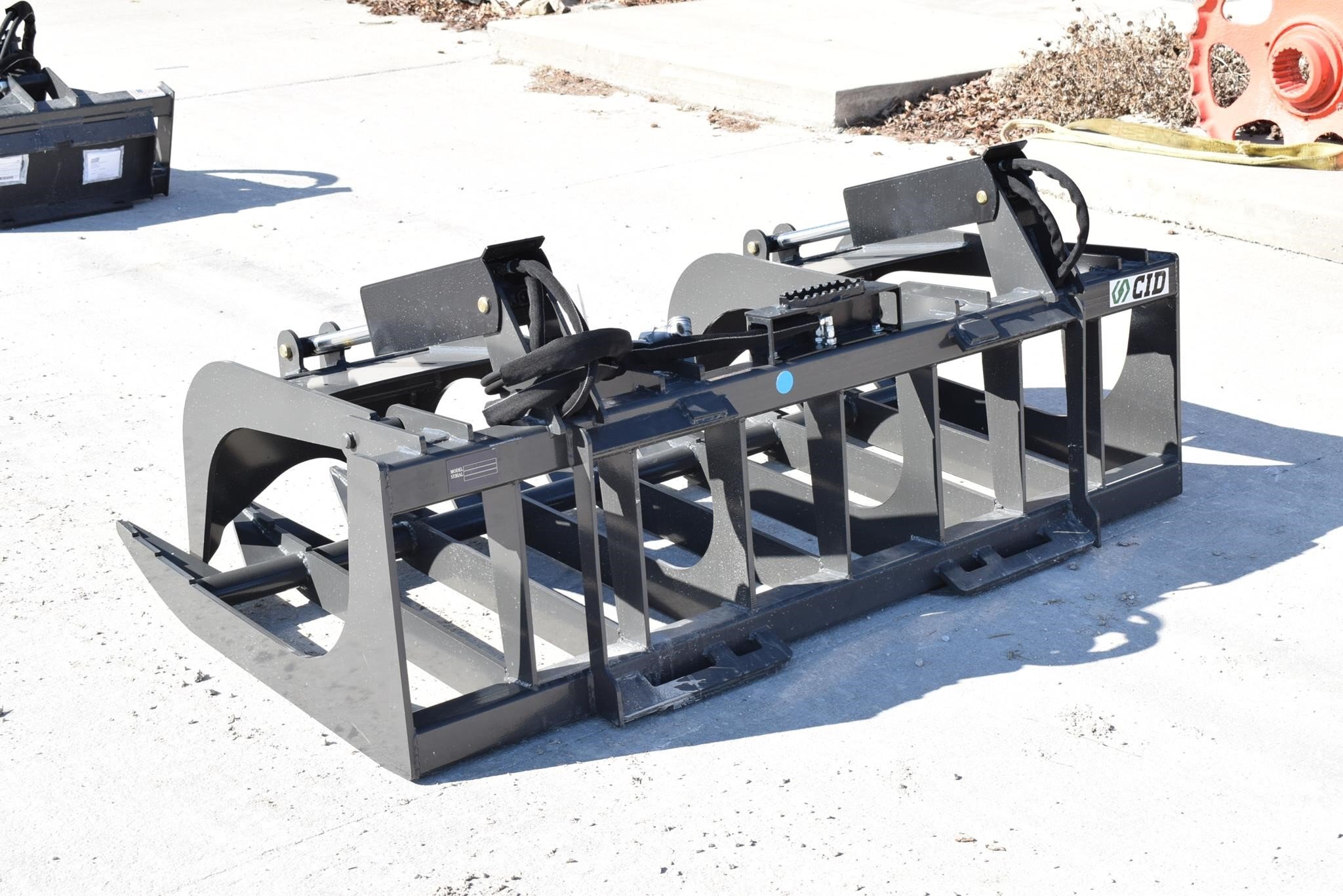 2026 CID 72" GRAPPLE BUCKET Loader and Skid Steer Attachment
