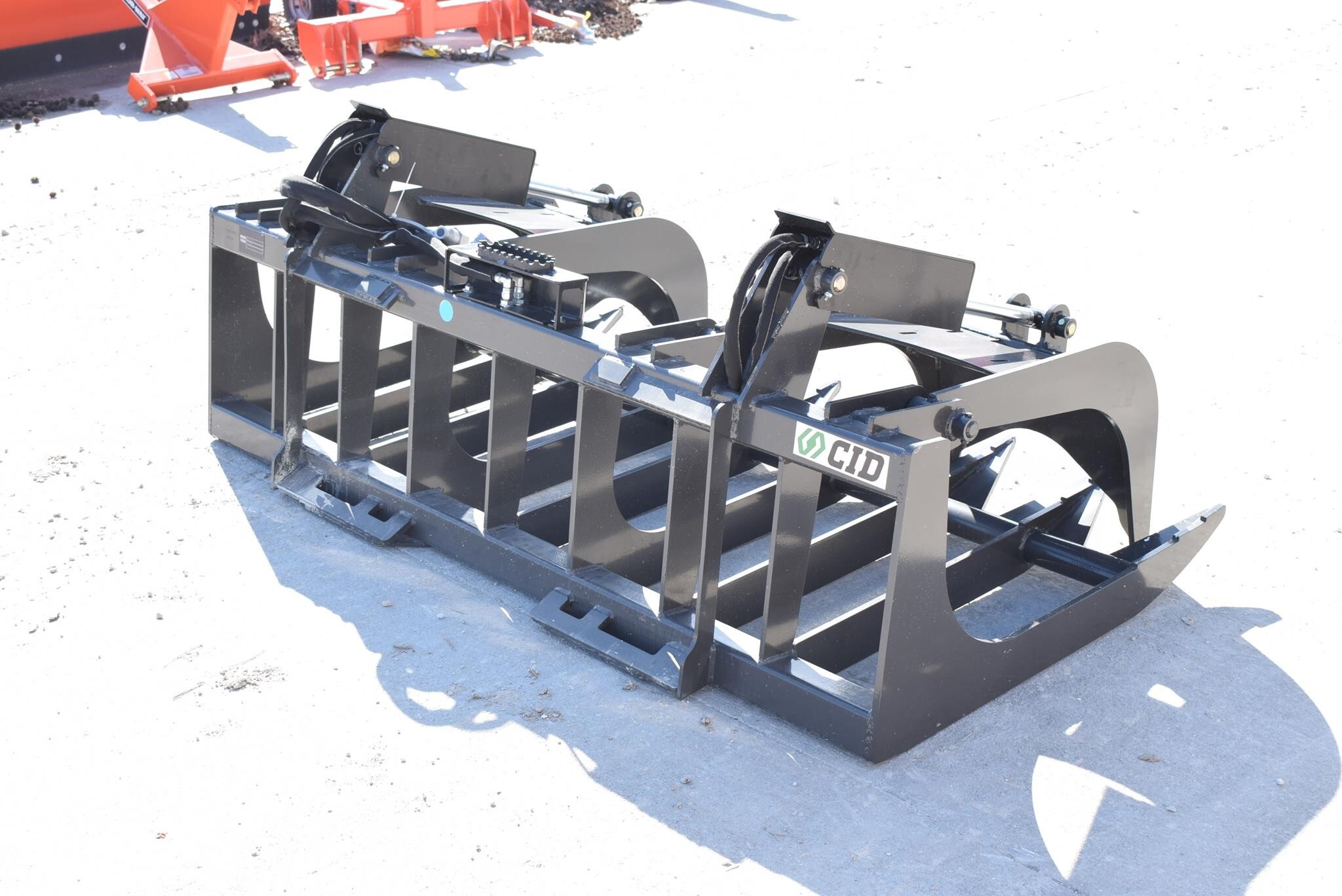 2026 CID 72" GRAPPLE BUCKET Loader and Skid Steer Attachment