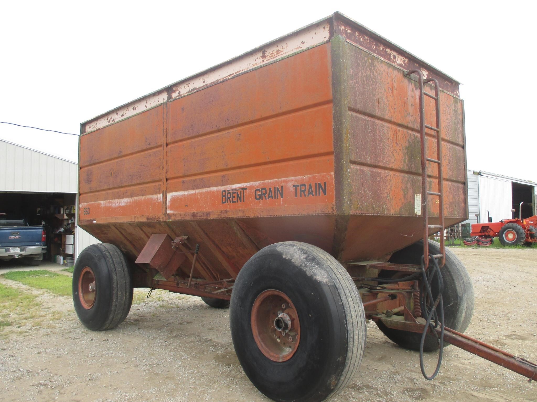  Brent 650 Gravity Wagon