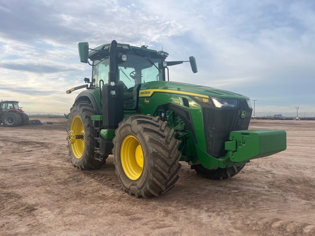 2023 John Deere 8R 340 Tractor