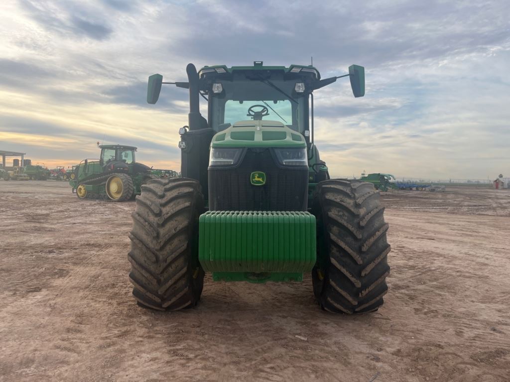 2023 John Deere 8R 340 Tractor